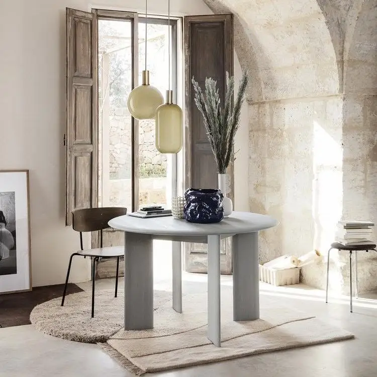 Stoły okrągłe i owalne